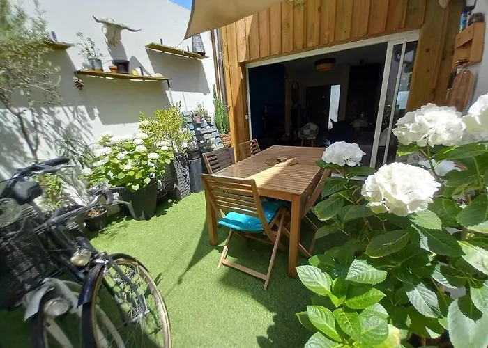 Maison 4 Personnes Proche Plage A *